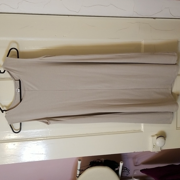 Uniqlo dress - Picture 1 of 7